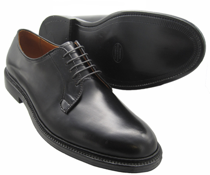 Alden - Men's Black Plain Toe Shell Cordovan Brogue