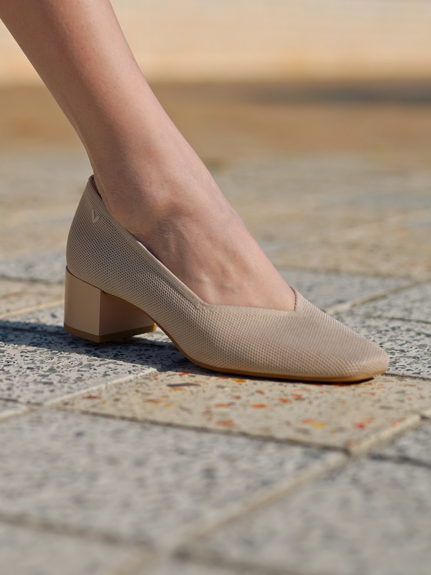 Megan] スクエアトゥ ストレスフリー ブロックヒール – VIVAIA JAPAN