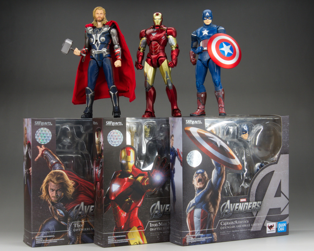 アベンジャーズ』から、4月29日にビッグ3が同時発売!! ｜ シネトイ魂