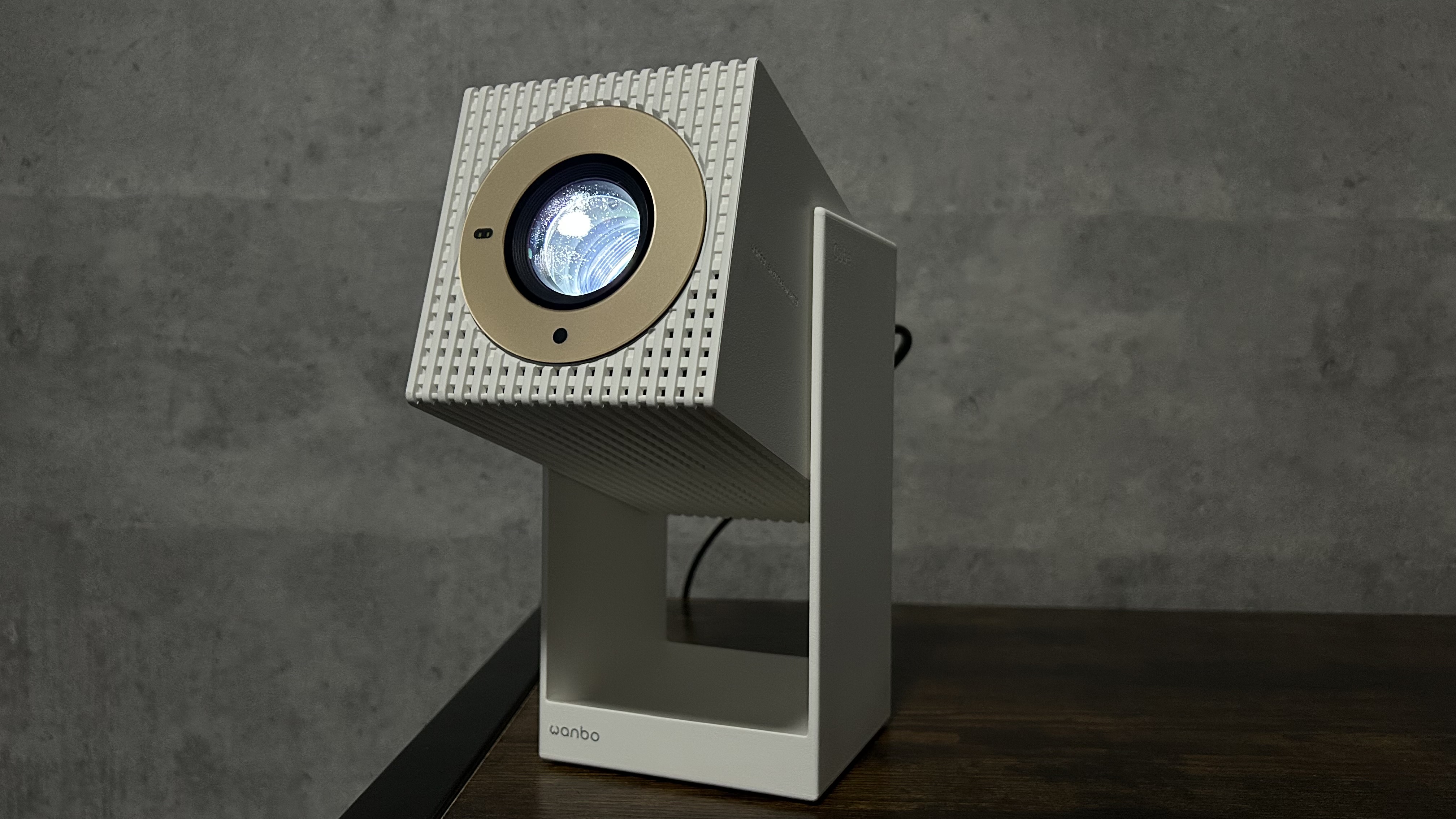 格安の天井投影機はこれがベスト】Wanbo Cube2 Proを徹底レビュー