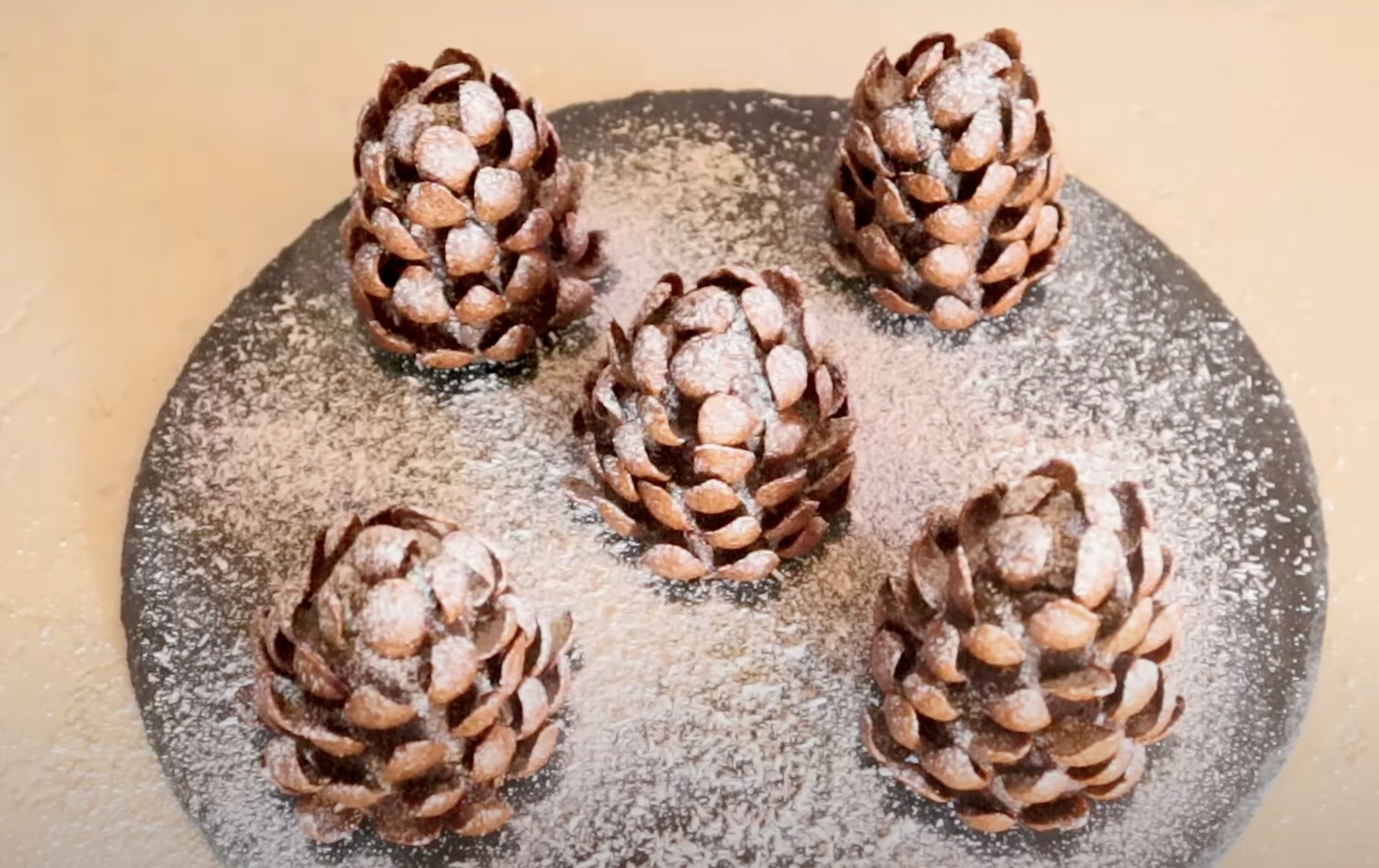 レシピ：チョコレートパインコーン、超簡単、焼かない |シティマガジン