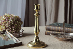 真鍮製キャンドルスタンド（高さ25.5cm） フランスアンティーク