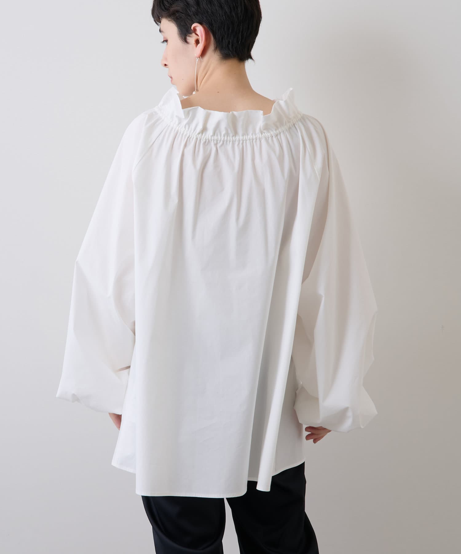 スタンドカラー ギャザーブラウス | Whim Gazette(ウィム ガゼット