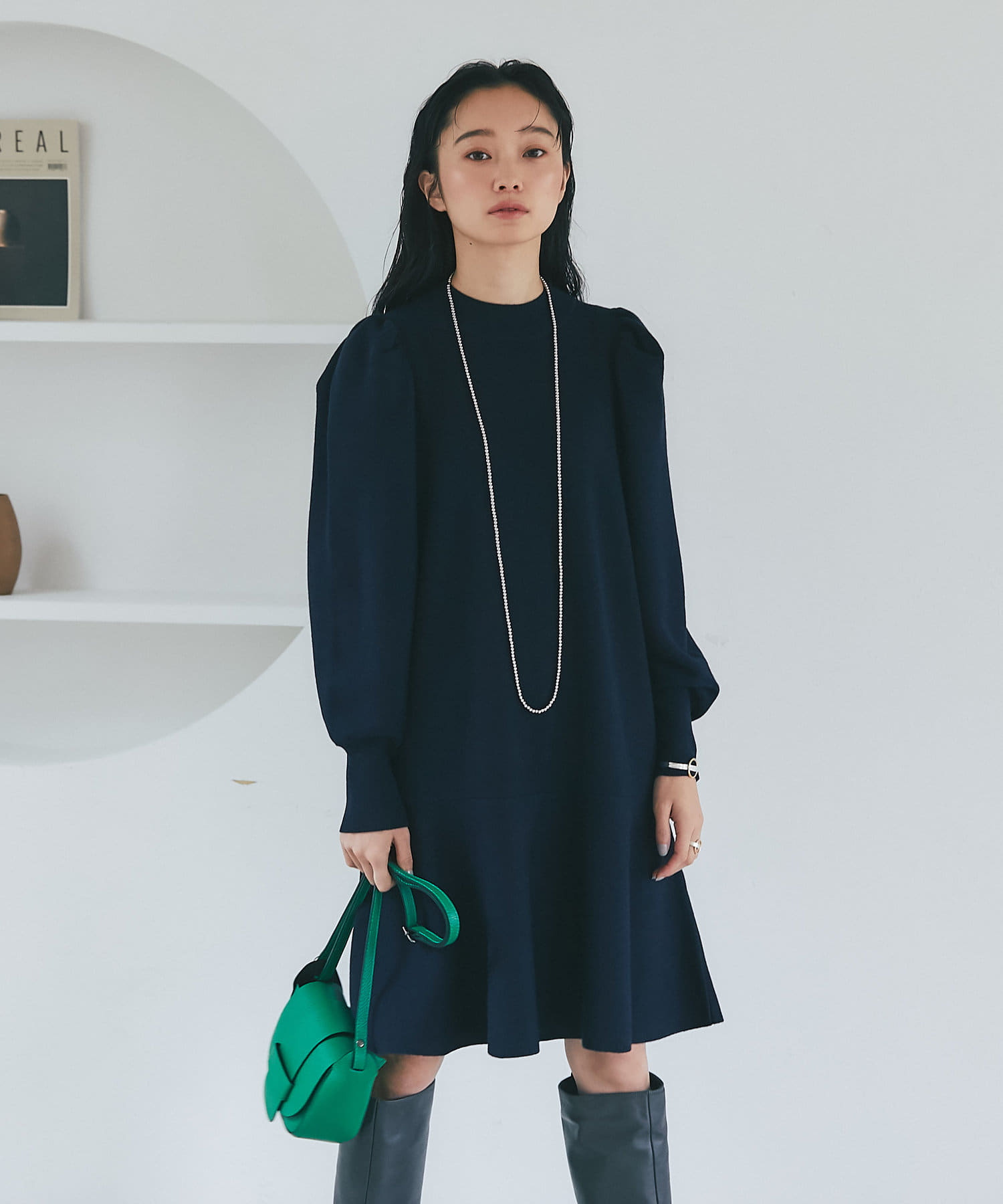 ミニ丈が大人可愛い】パワショルニットミニワンピース | La boutique