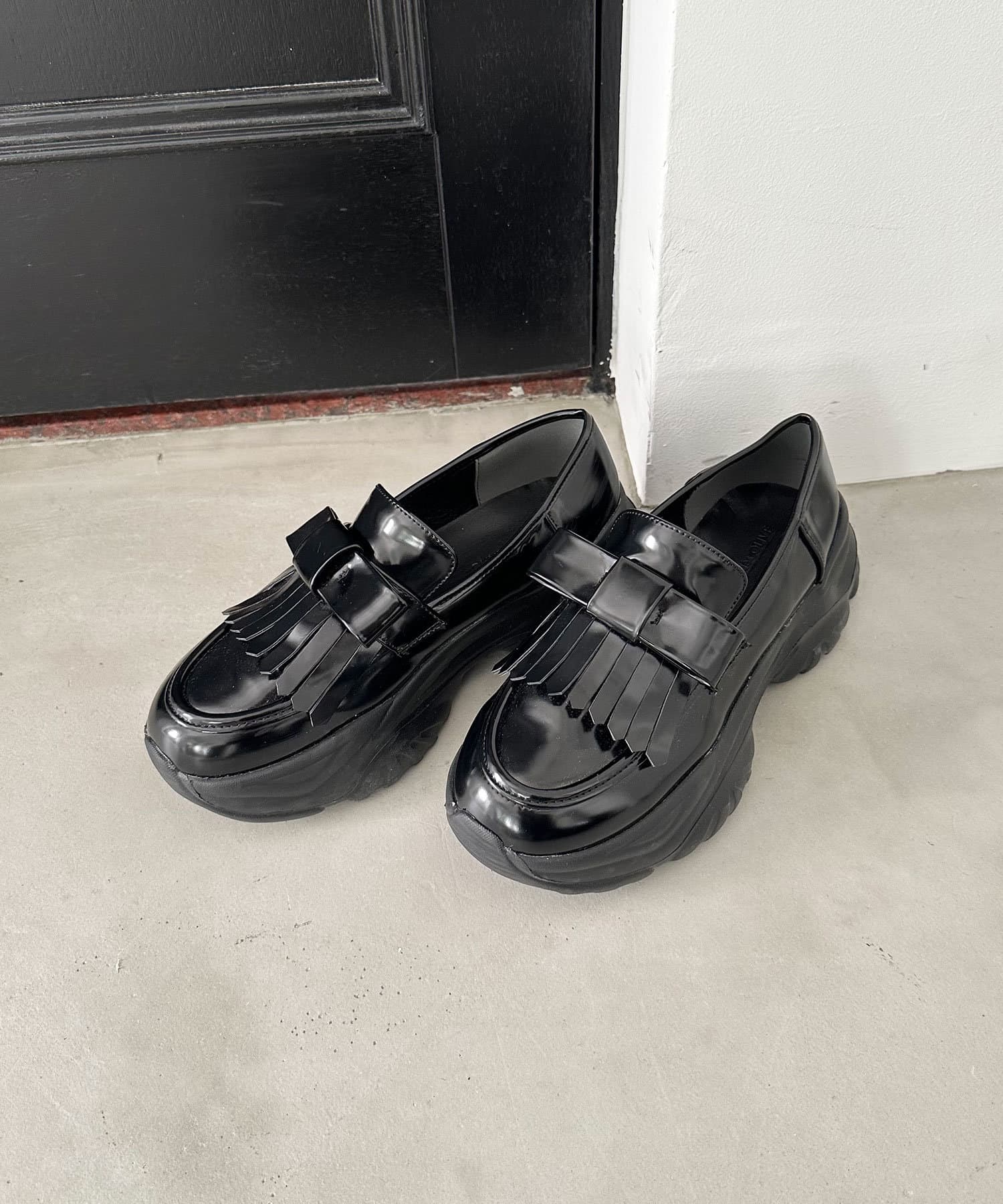 S/M/Lサイズ展開 SNSで話題の！】スニーカーソールローファー | OLIVE