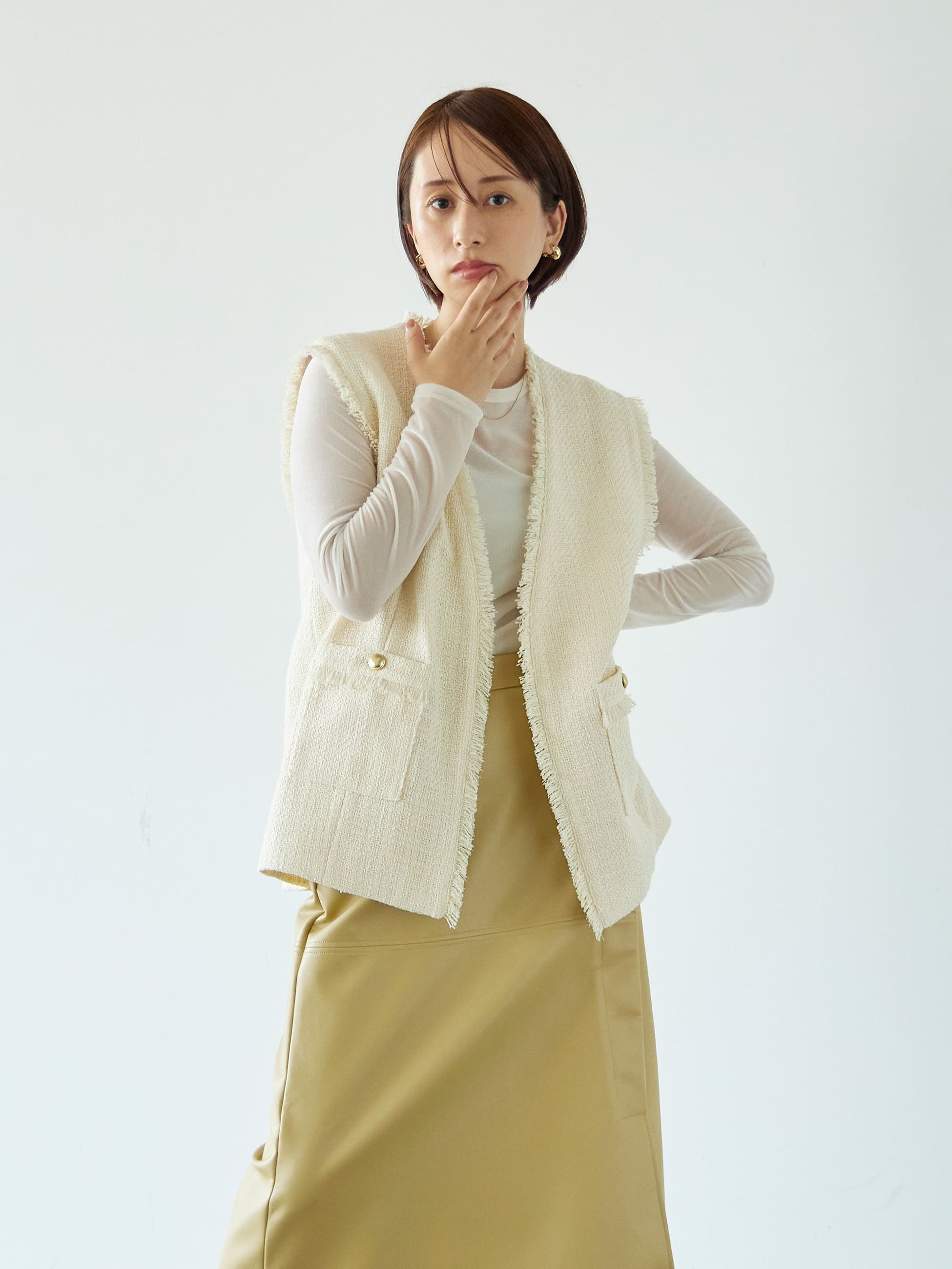 ゴールドボタンノーカラーツイードジレ | 小柄・低身長女性向け