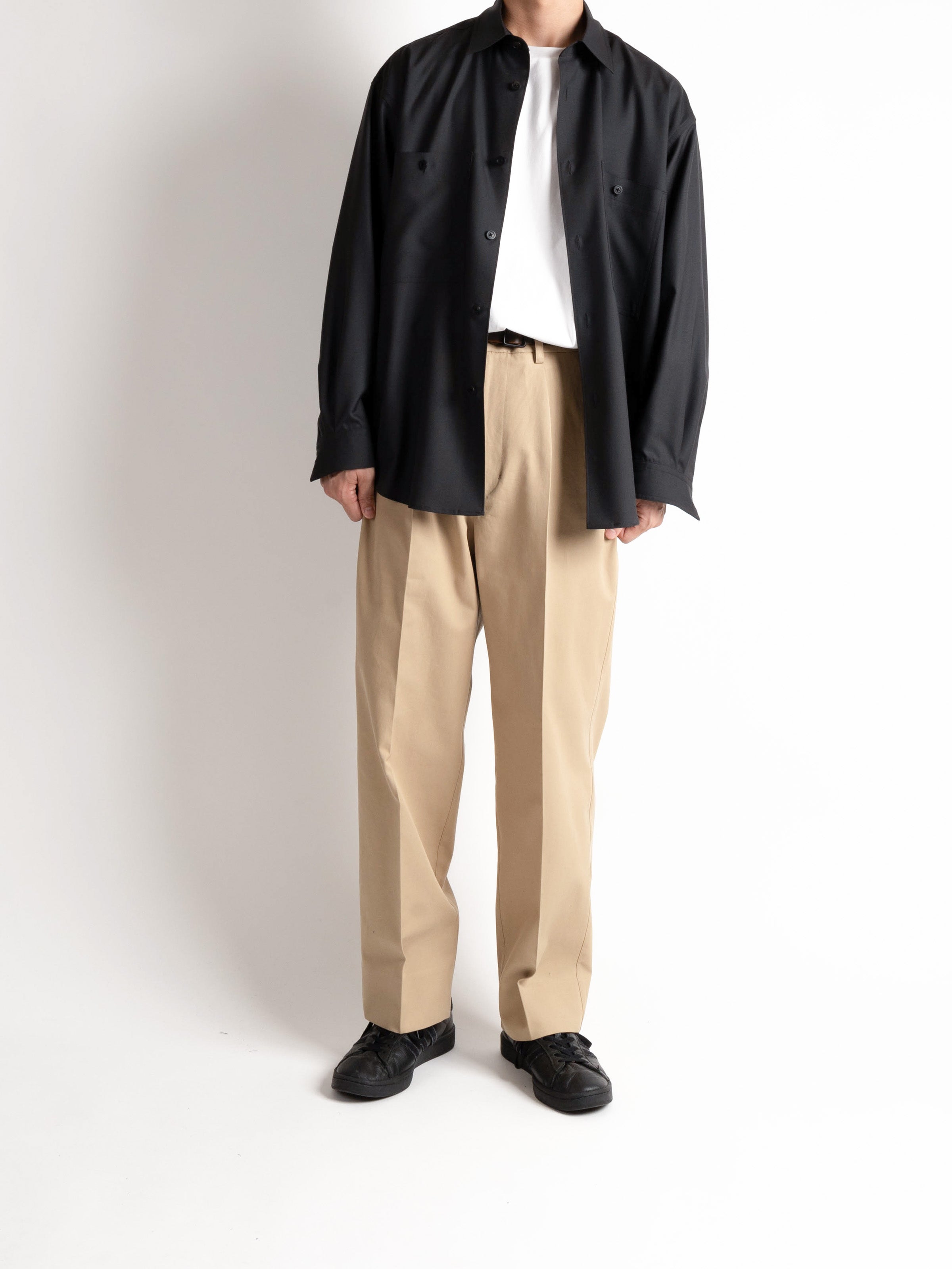 FINX COTTON GABARDINE SLACKS｜BEIGE – Cornier