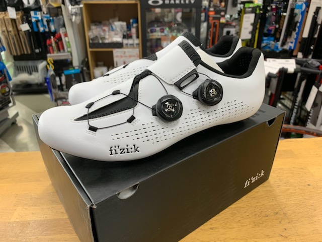 シューズ – ページ 3 – サイクランドマスナガ