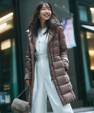 滝沢眞規子さん着用/VERY掲載】シレータフタ コンパクト ダウンコート