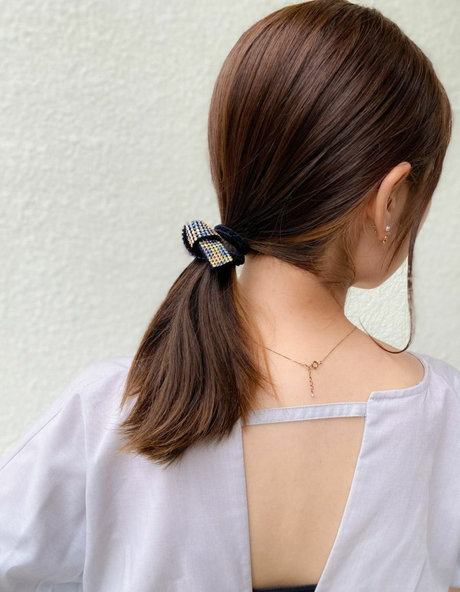 夏の陽射しに負けない！キラキラと輝くヘアゴム【ドレスポニー