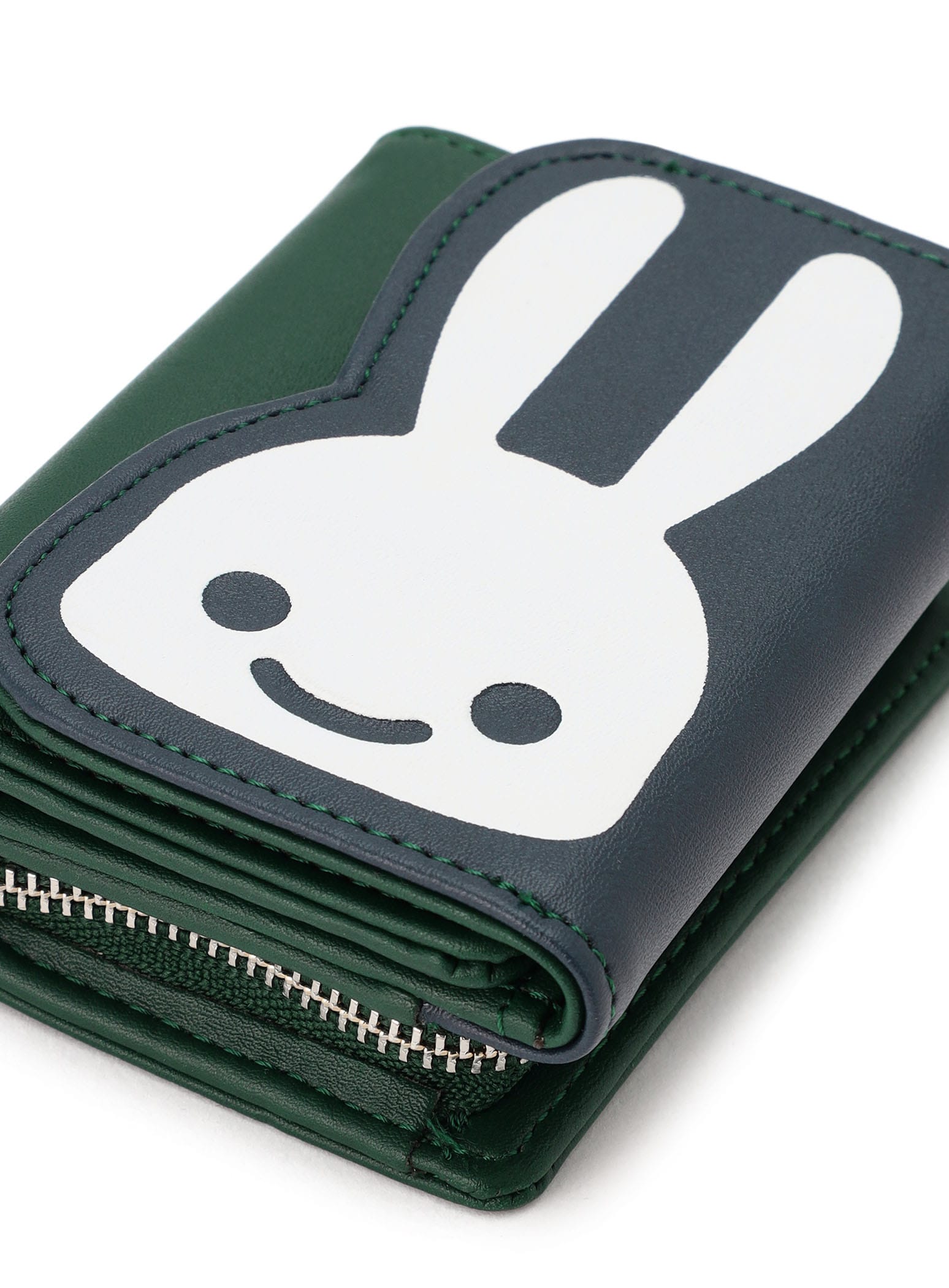 ウサギフラップウォレット｜ウサギがいる｜CUNE ONLINE STORE