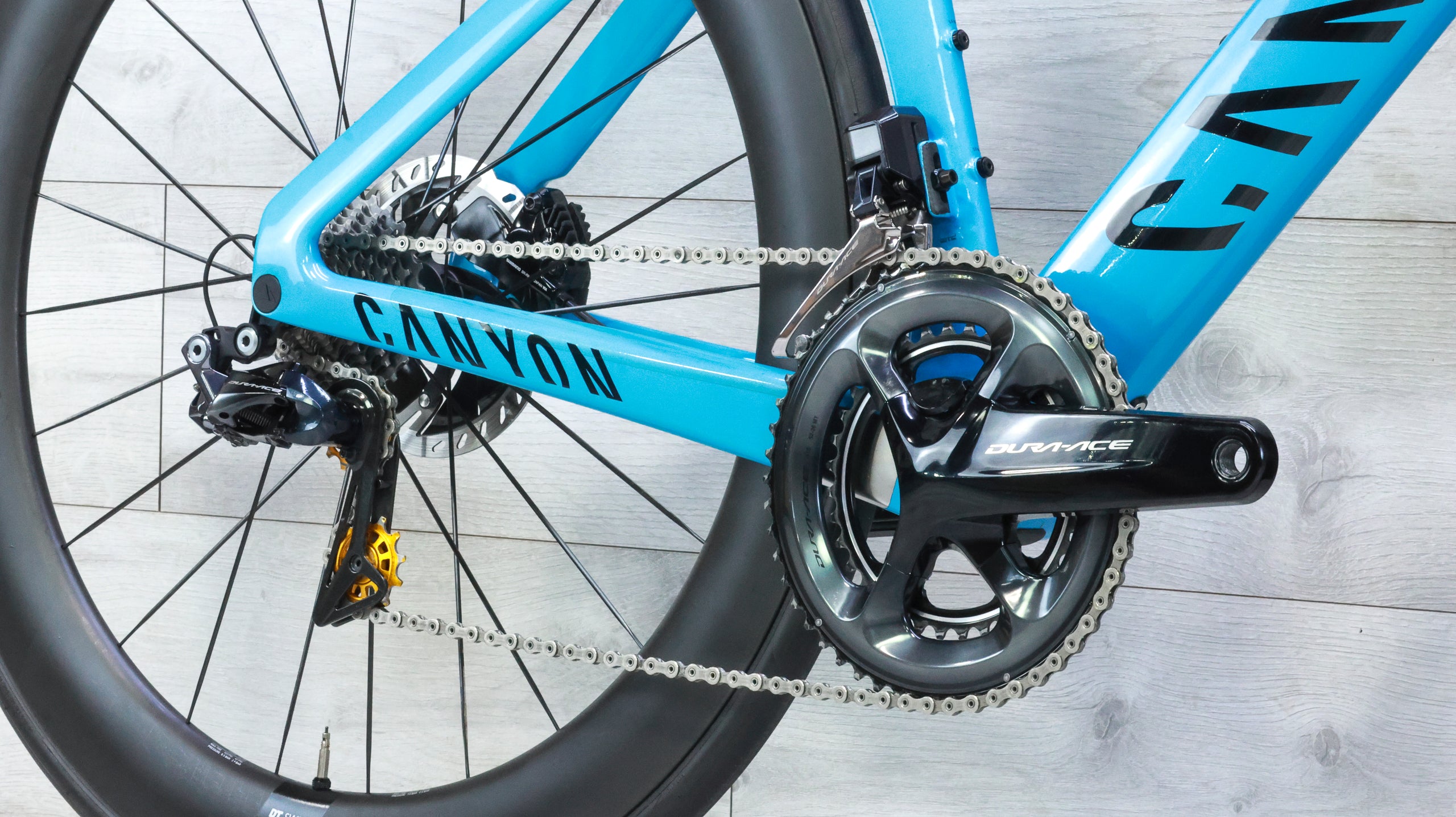 Canyon Aeroad CFR Disc MvdP Road Bike - 2022, Small – Cycle Limited