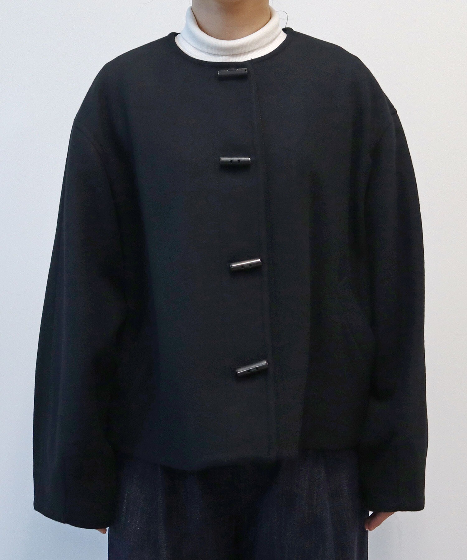 AMBIDEX Store ウールスーパー100 トグルボタン ショートコート(F クロ