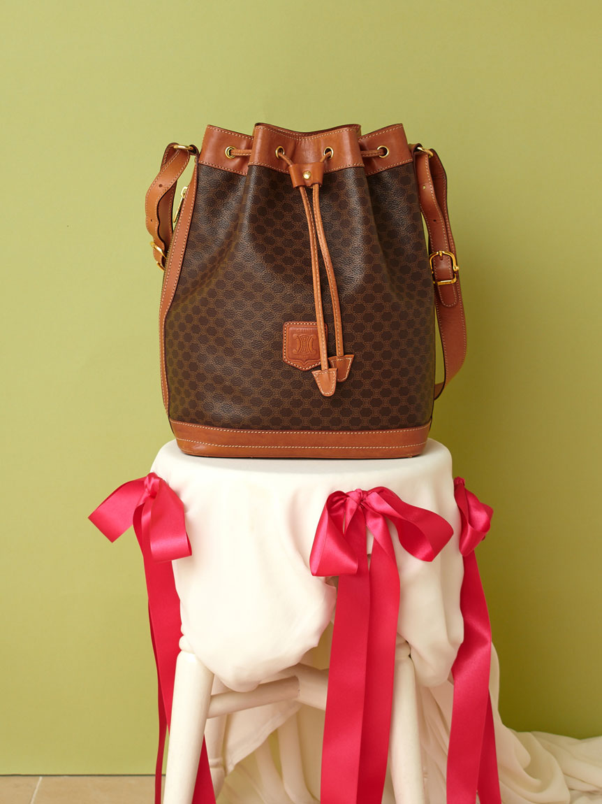 CELINE マカダムモノグラム巾着ショルダー(ヴィンテージバッグ