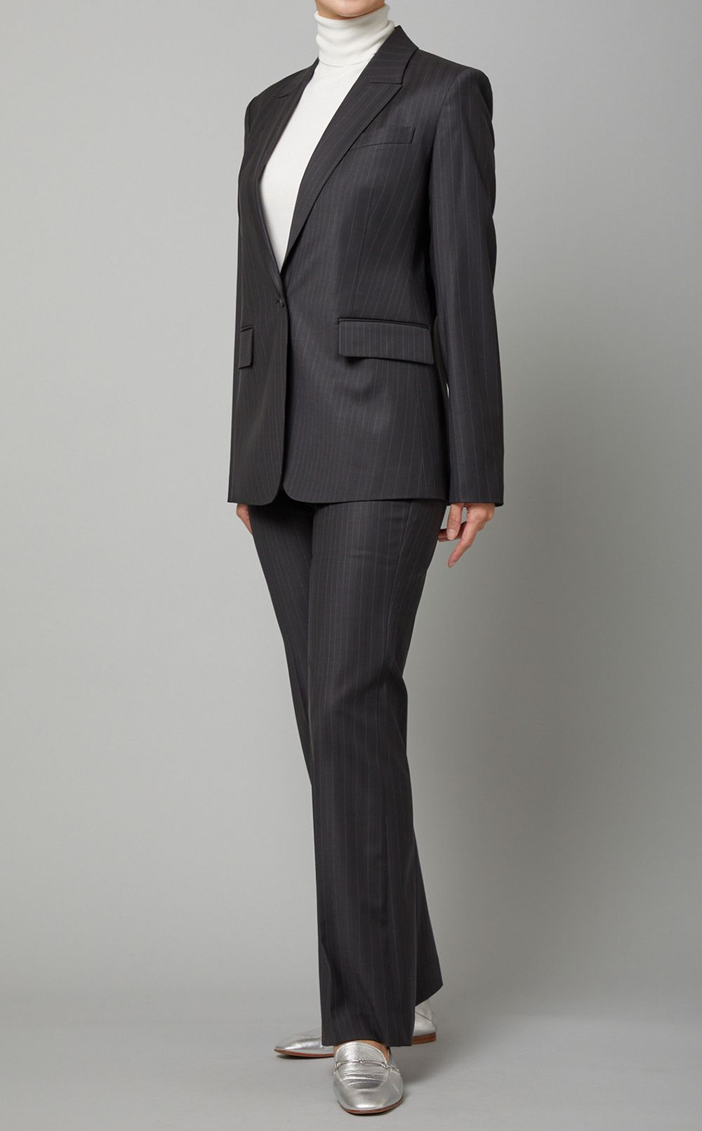 セオリーリュクス パンツスーツ セットアップ ブラック 細ストライプ M