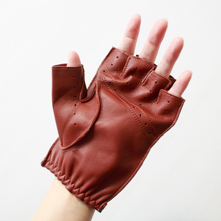 DENTS ドライビンググローブ（男性向け）／DENTS（デンツ）｜愛着を