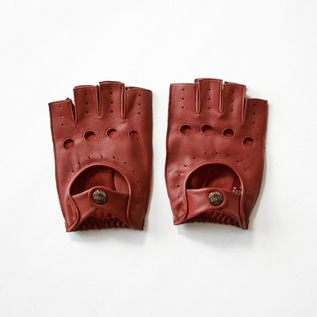 DENTS ドライビンググローブ（男性向け）／DENTS（デンツ）｜愛着を