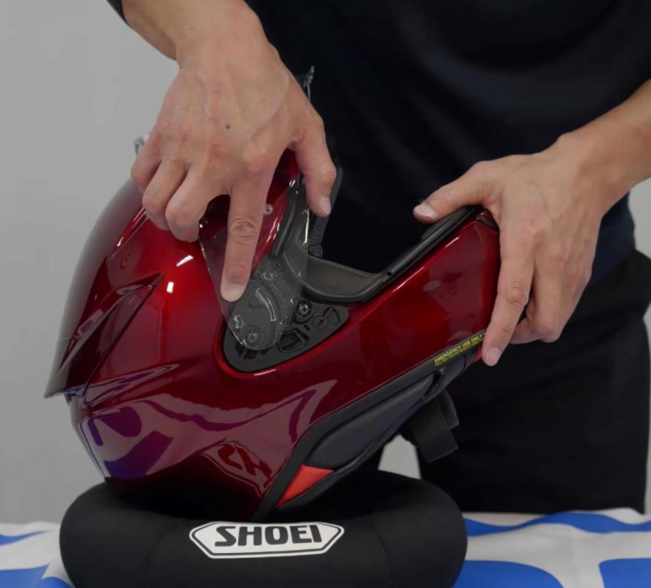 ヘルメットの手入れをしやすくする便利アイテム「ヘルメットリペア