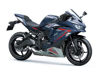 カワサキが「Ninja ZX-25R SE」の2022年追加カラーを発売！ マット