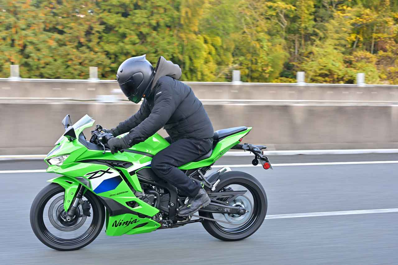 Ninja ZX-25RRは「旅も楽しめる」250ccスーパースポーツだった！ 高速