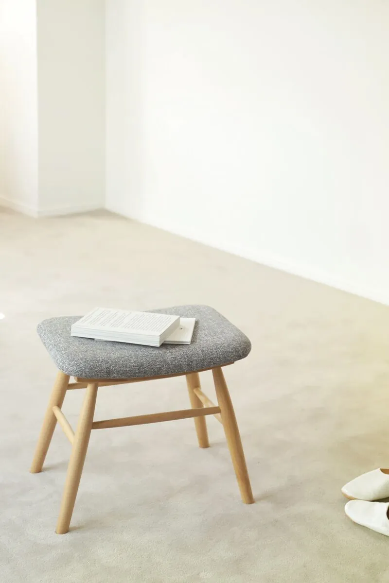 MOMO NATURAL | モモ ナチュラル - オフィシャルサイト COMO STOOL