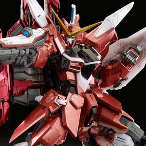 パープル・金のメッキを使用！「MG ジャスティスガンダム［スペシャル
