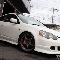 エンドレス車高調装着のインテグラタイプR(DC5)