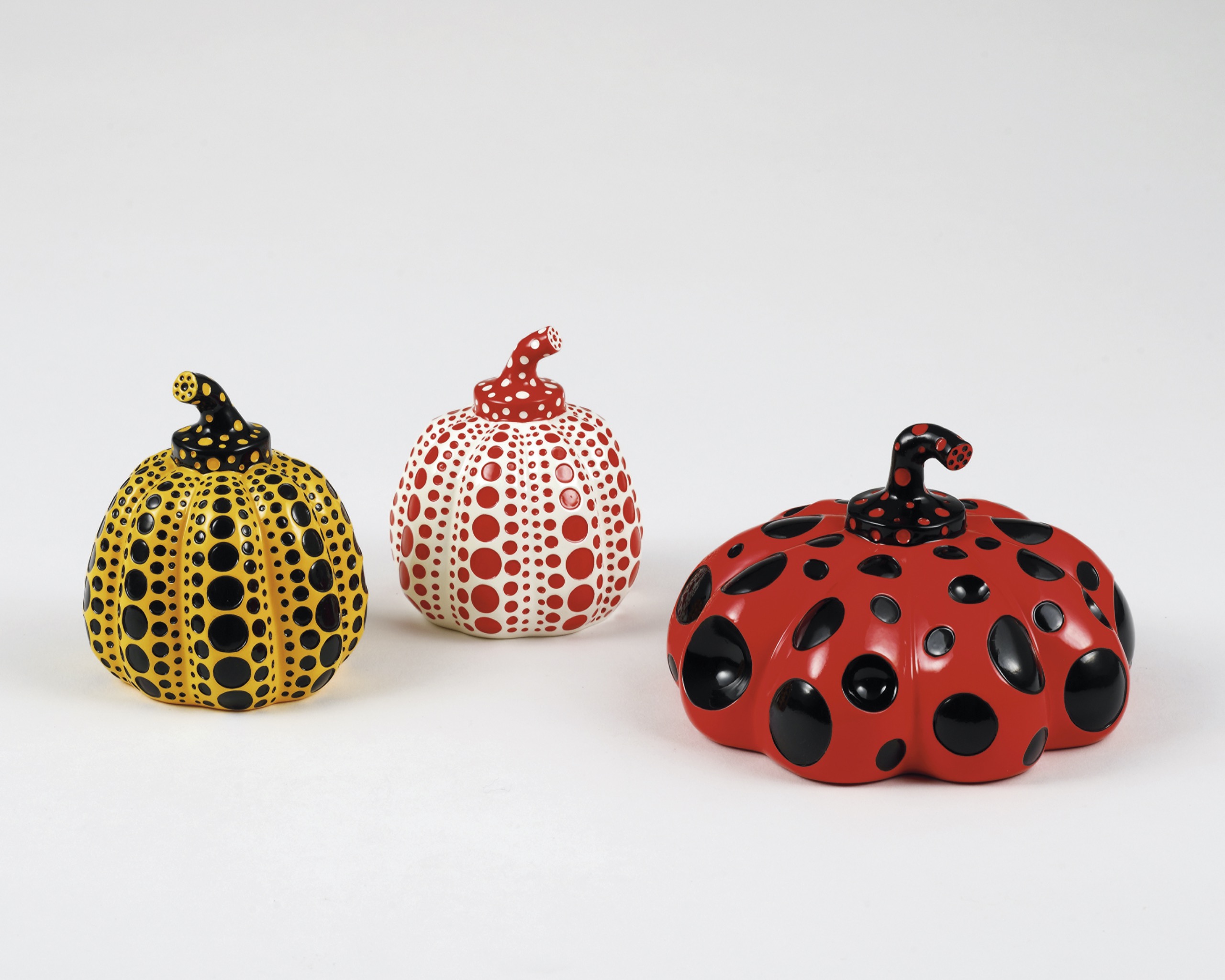 草間彌生 オブジェ 置物 かぼちゃ パンプキン ドット 赤、黄色セット
