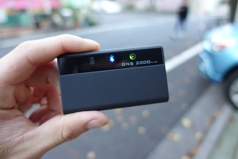 簡単にカーナビなどの位置精度を上げる！GPSレシーバー/ロガー『GNS