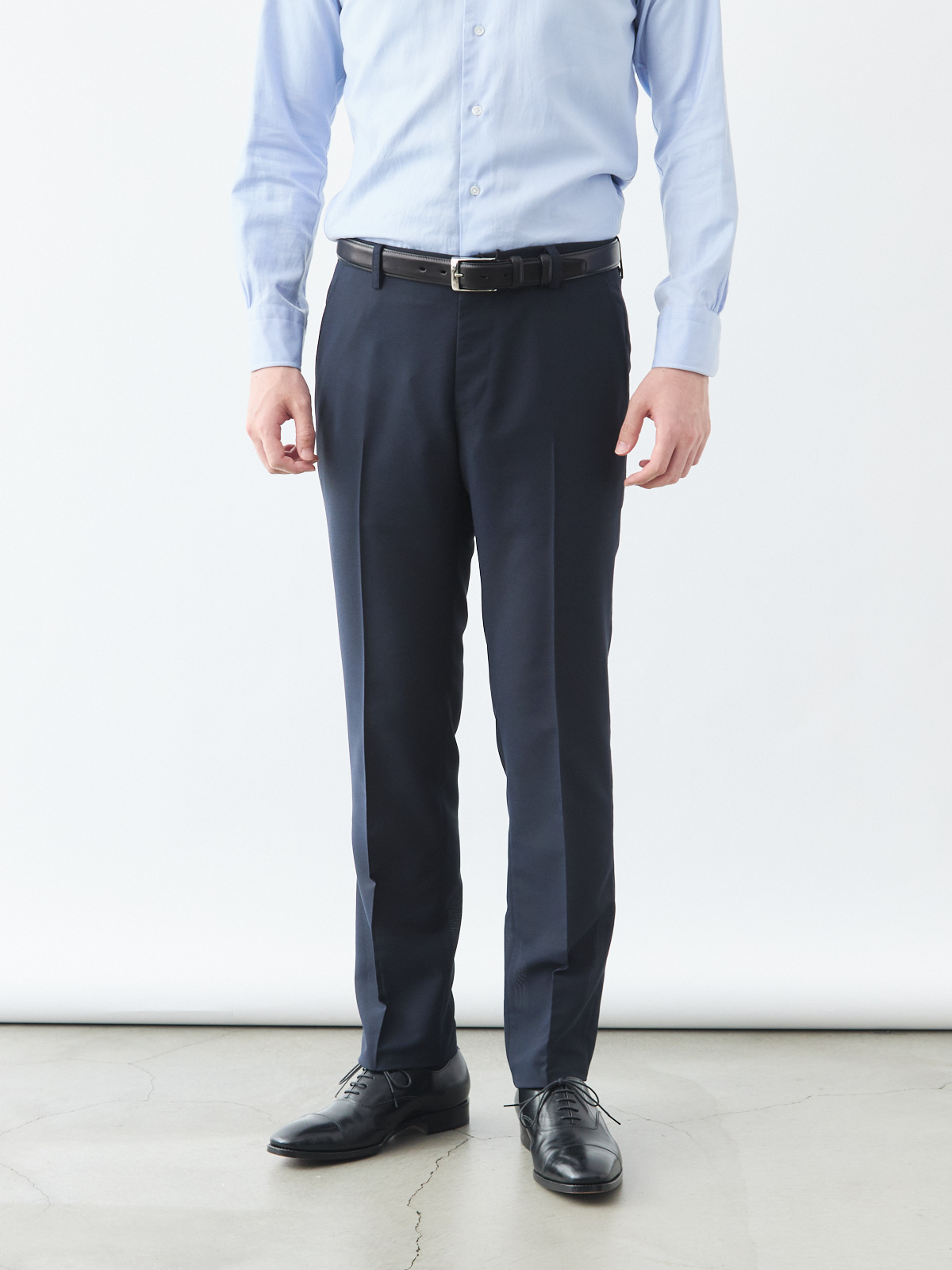 風、抜ける”スラックス/ウォッシャブル/無地ネイビー | Factelier