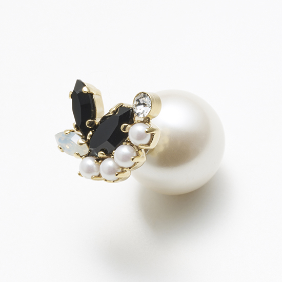 MAYU]2ブラック ビジュークリスタルパールピアス | KOBUNSHA SELECT