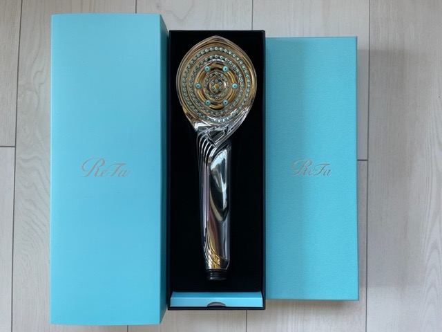 ずっと気になっていた高級シャワーヘッド「リファファインバブルS」を