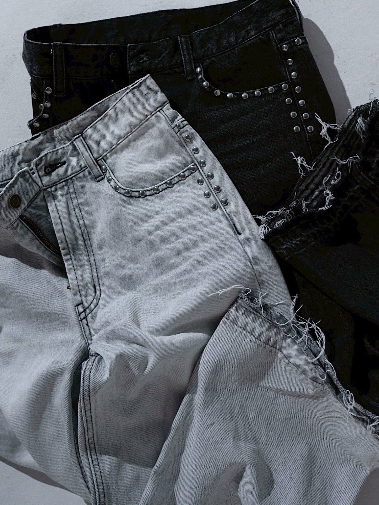 パンツ DIANTE RIVET DESIGN LOOSE DENIM Rivet design loose denim