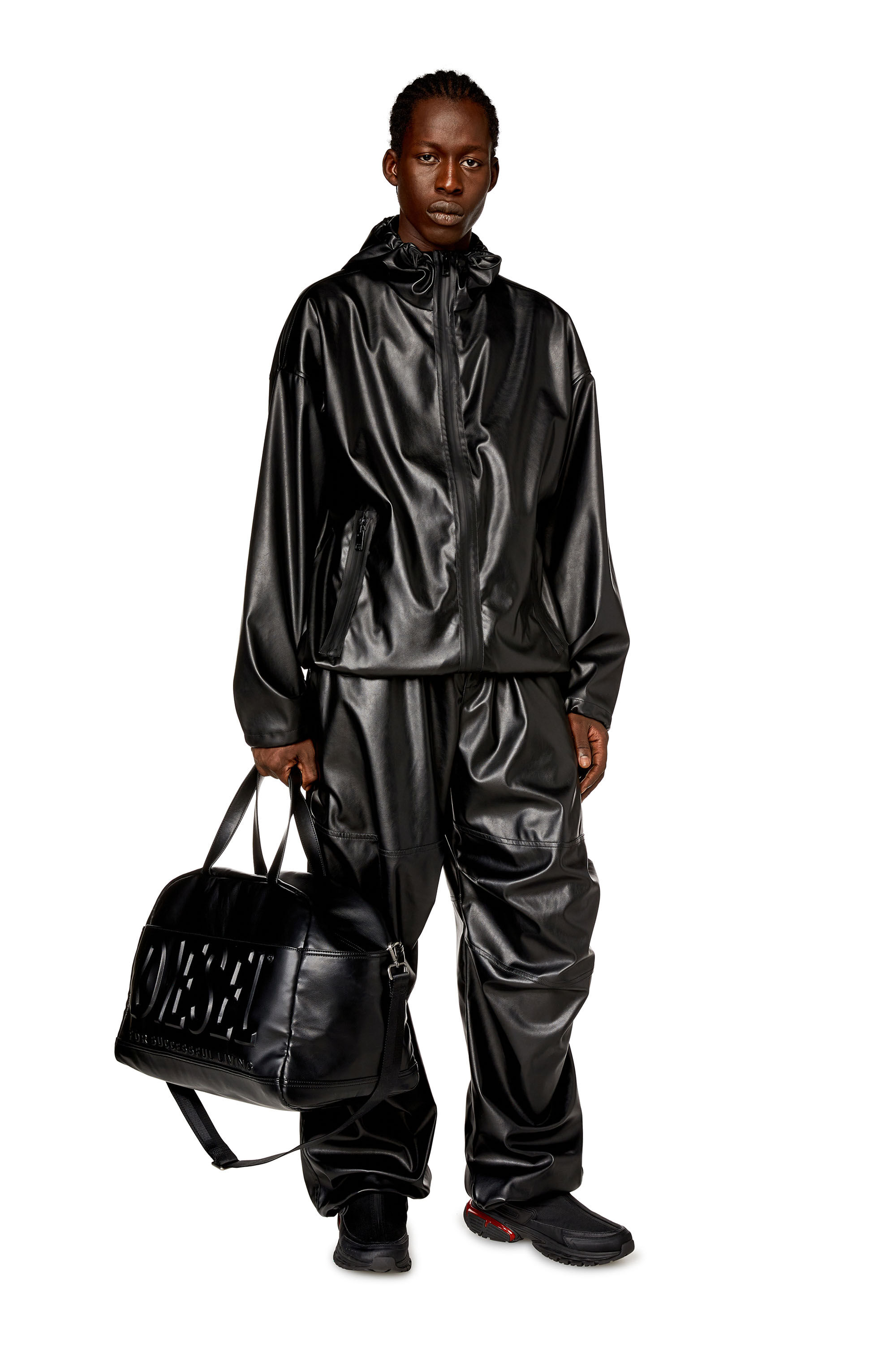 Men's Oversized cargo pants in coated fabric | Black | Diesel