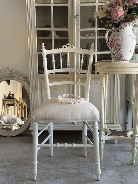リボン装飾チェア | フランスアンティークショップディフェランス