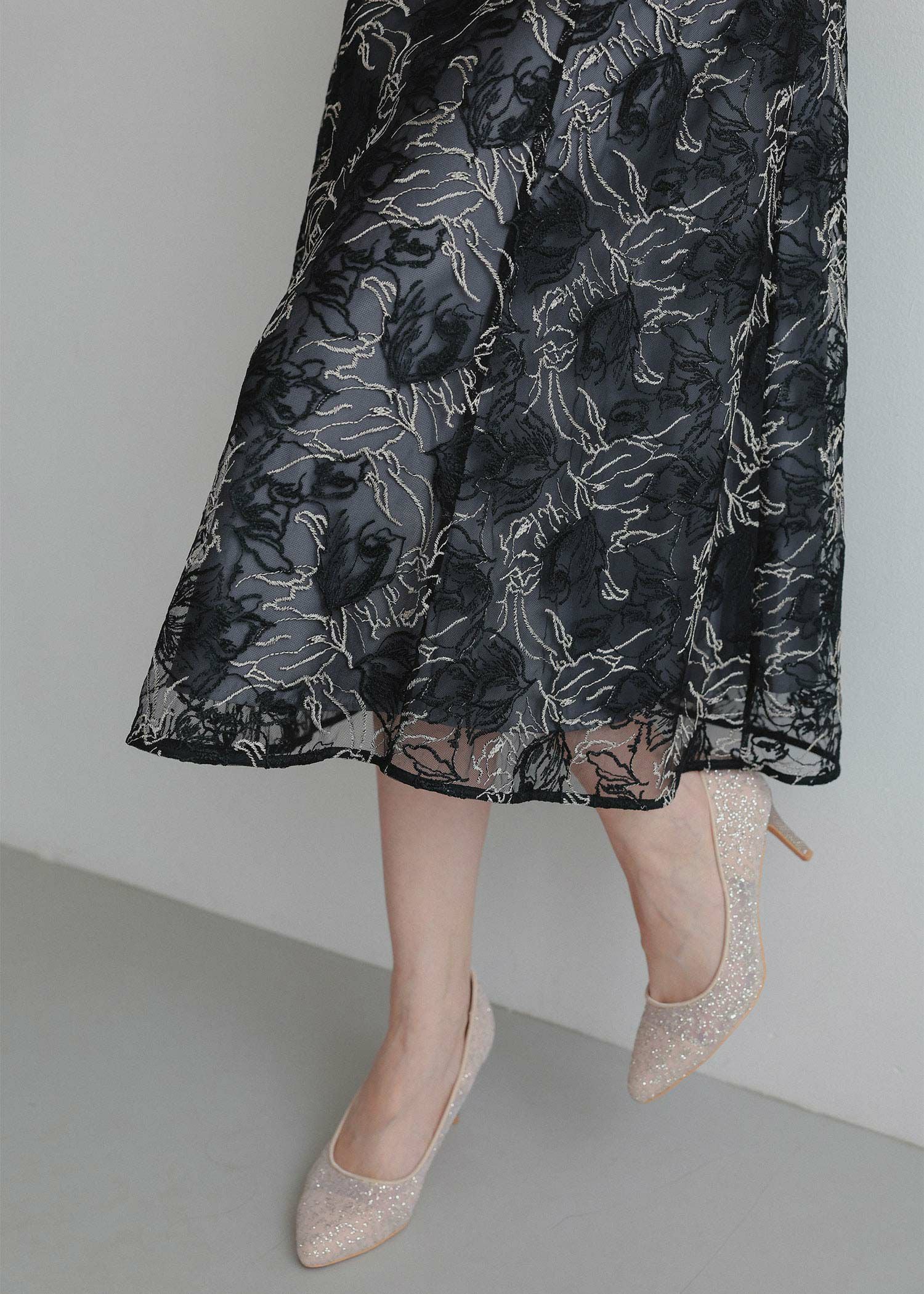 ニュアンスフラワーレースドレス｜DorryDoll