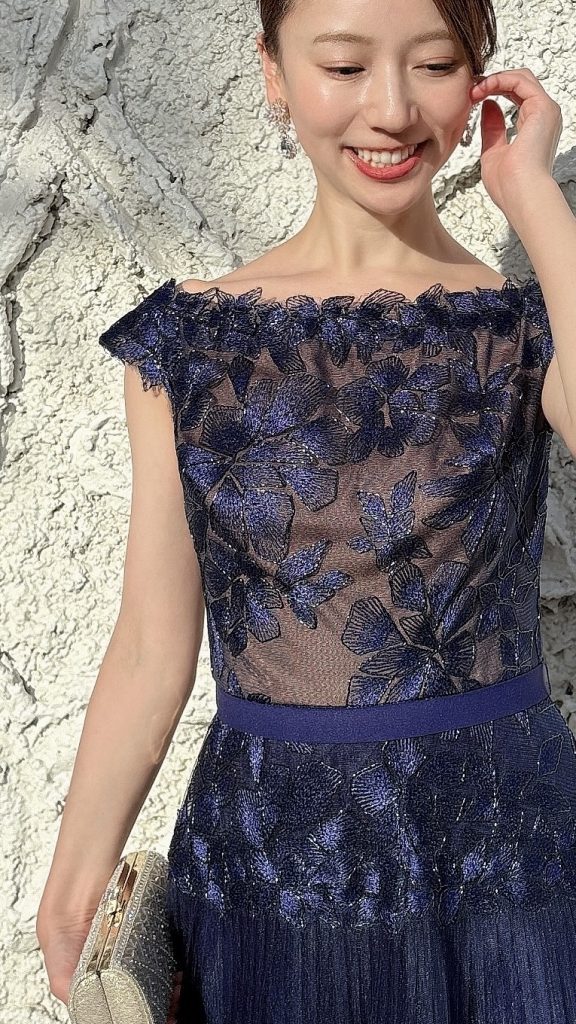 TADASHI SHOJI タダシショージ ネイビーオフショルプリーツミモレ