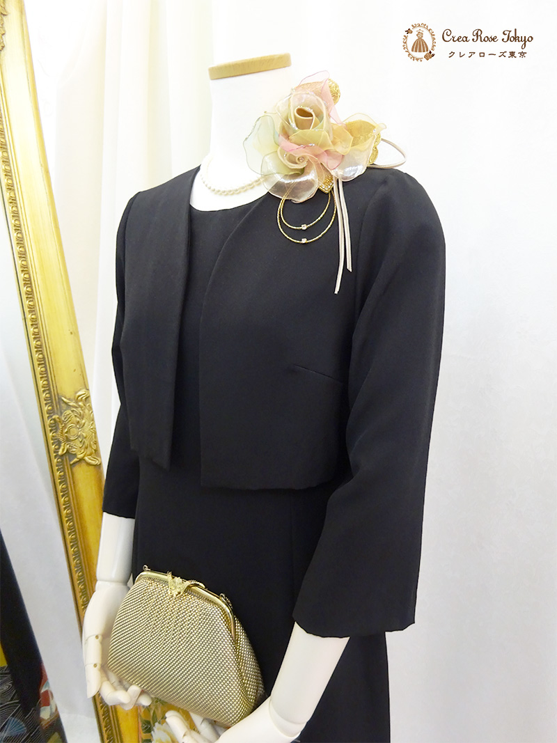 黒留袖ドレス9号の方、格調高い正絹留袖をリメイクした正礼装ドレス2点