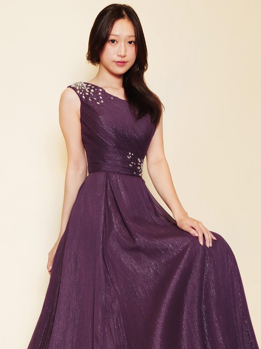 スモーキーディープパープルのデザイン肩袖演奏会ロングドレス｜ドレス