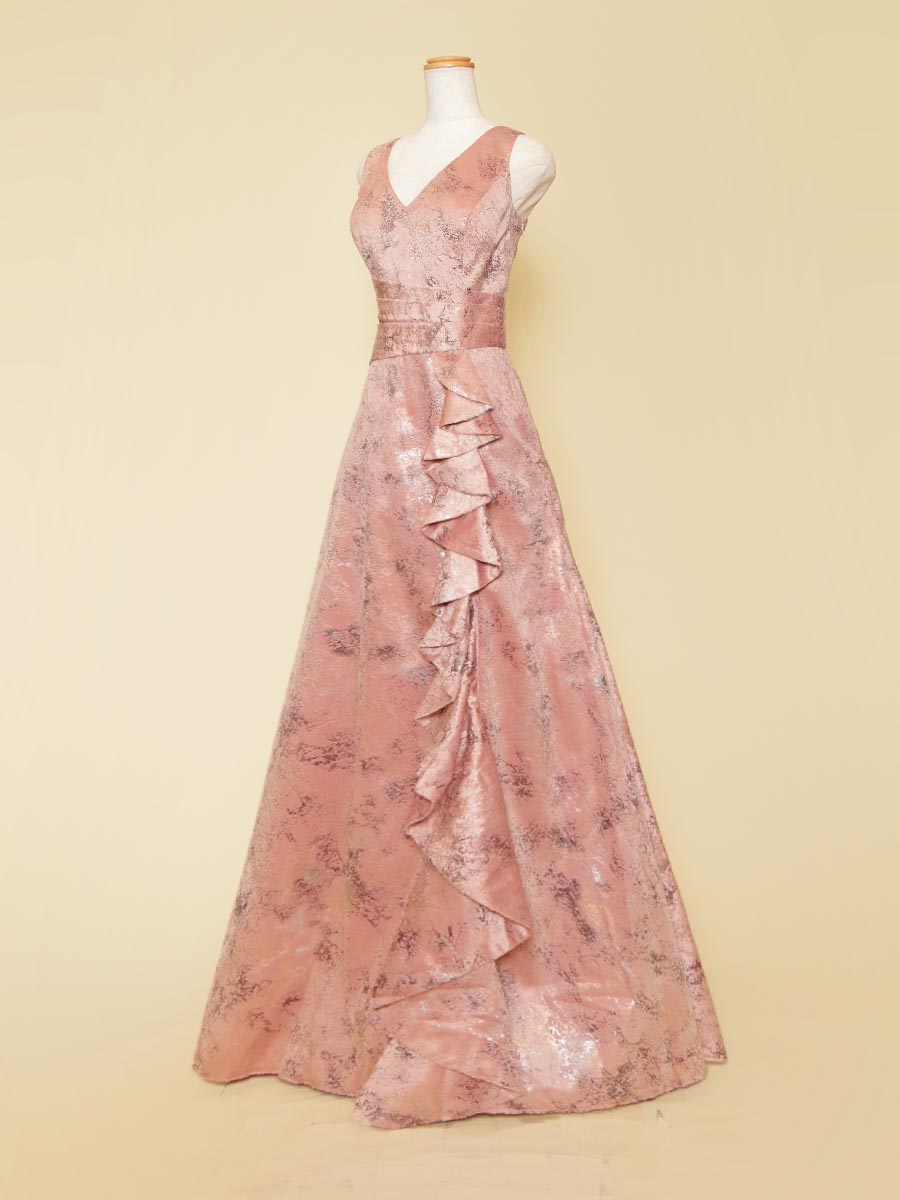 サーモンピンクのグランジベロアで仕上げた肩袖スレンダーAライン