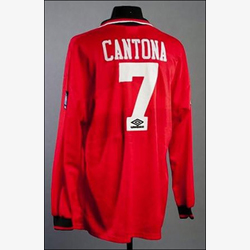 カントナ1996年FA杯決勝ユニフォーム 約234万円で落札 - THE DUGOUT