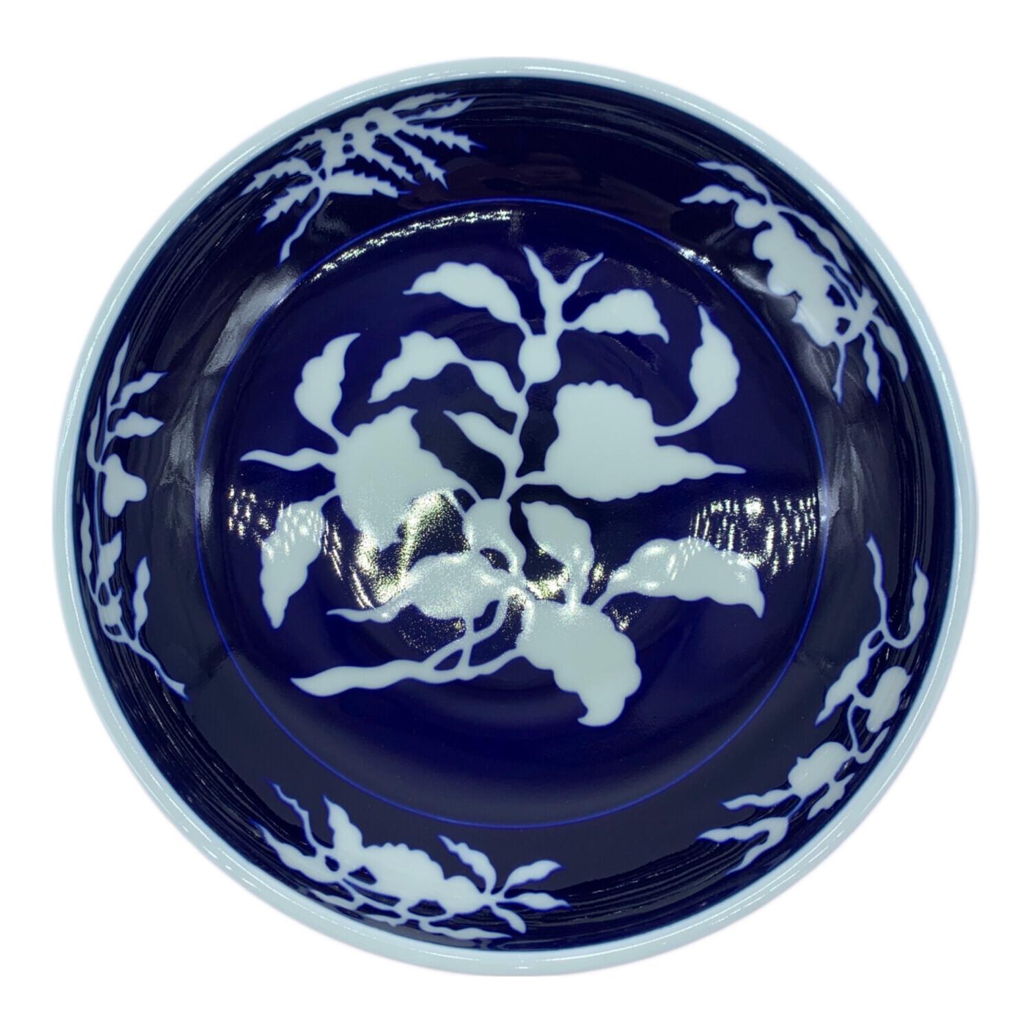 深川製磁 (フカガワセイジ) 盛鉢 草花折枝白抜紋｜トレファクONLINE