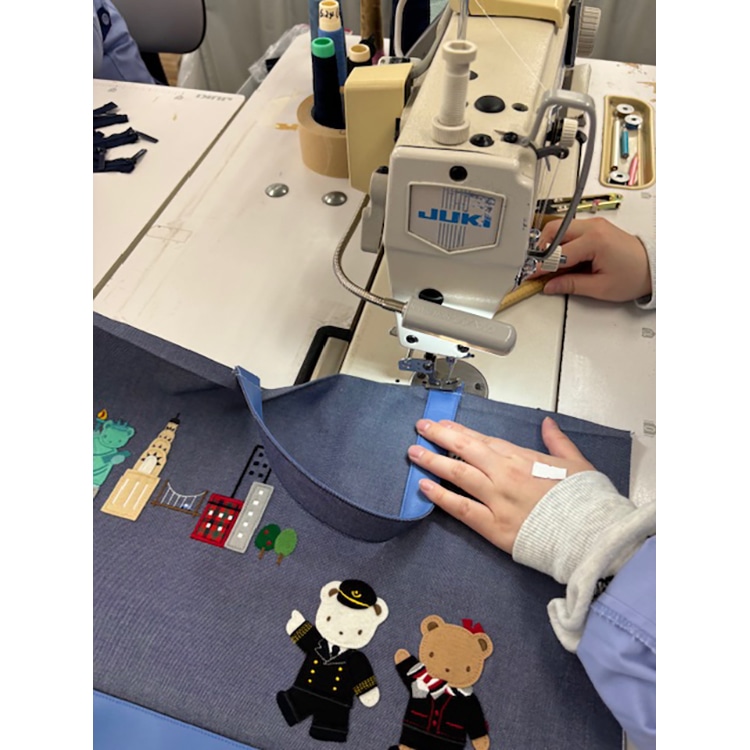 ファミリア]JALオリジナル デニムバッグ直行便で旅する「NY」: JAL