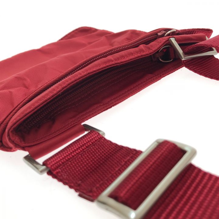PRADA プラダ ショルダーバッグ ナイロン 本体のみ B7372 レッド