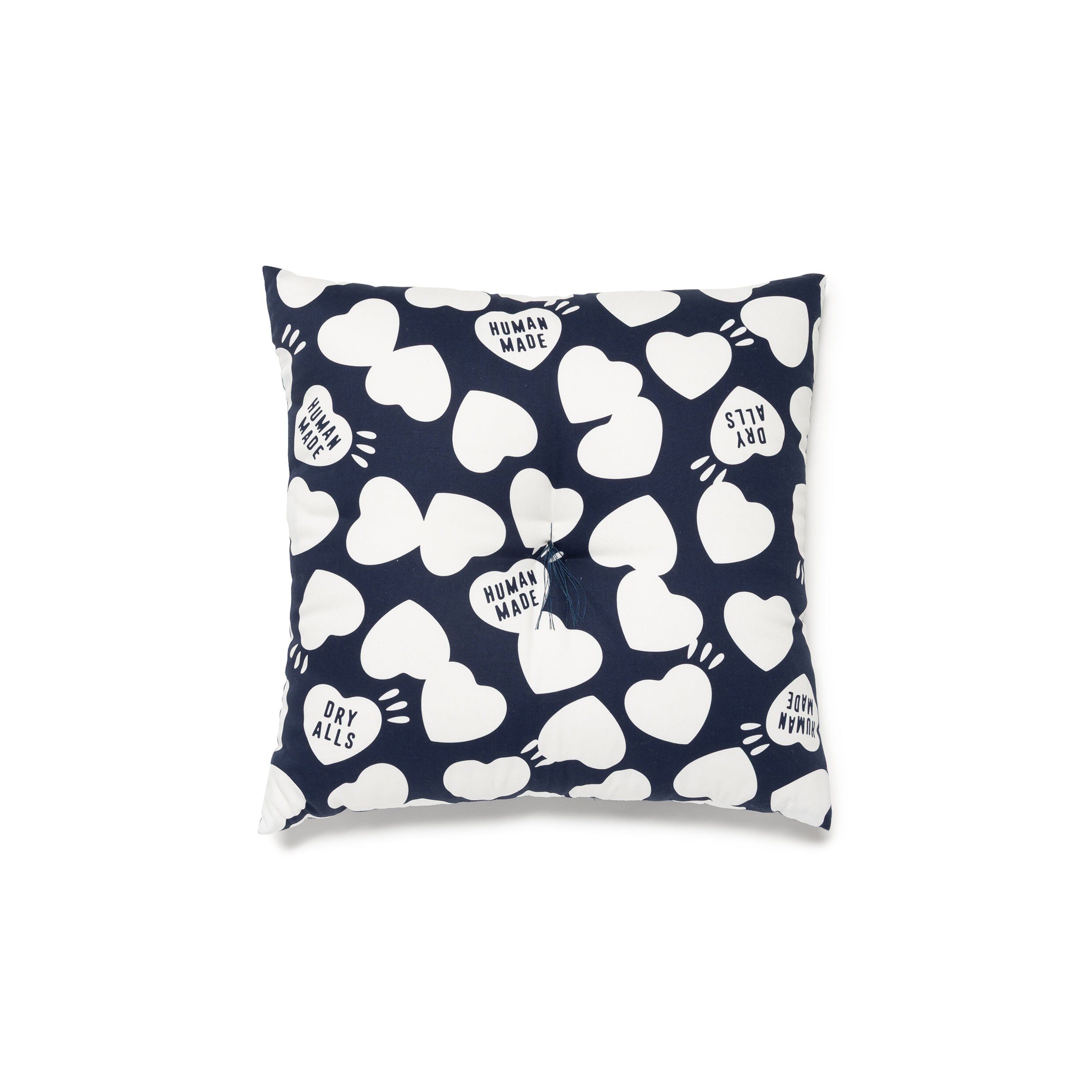 HUMAN MADE HEART CUSHION – HUMAN MADE Inc.