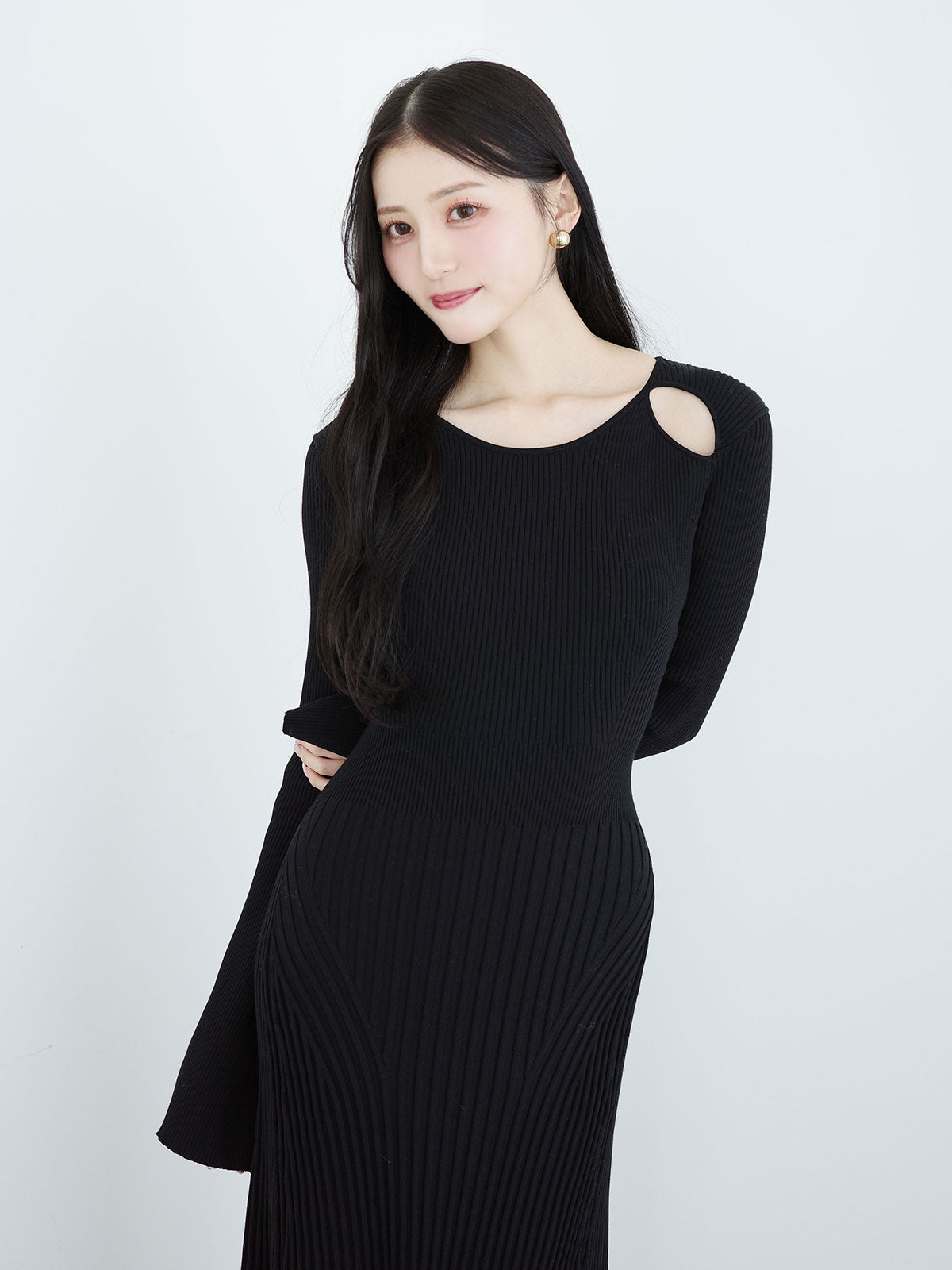 リブニットフレアワンピース