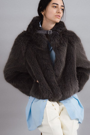 STUNNING LURE(スタニングルアー)｜フェイクファーブルゾン