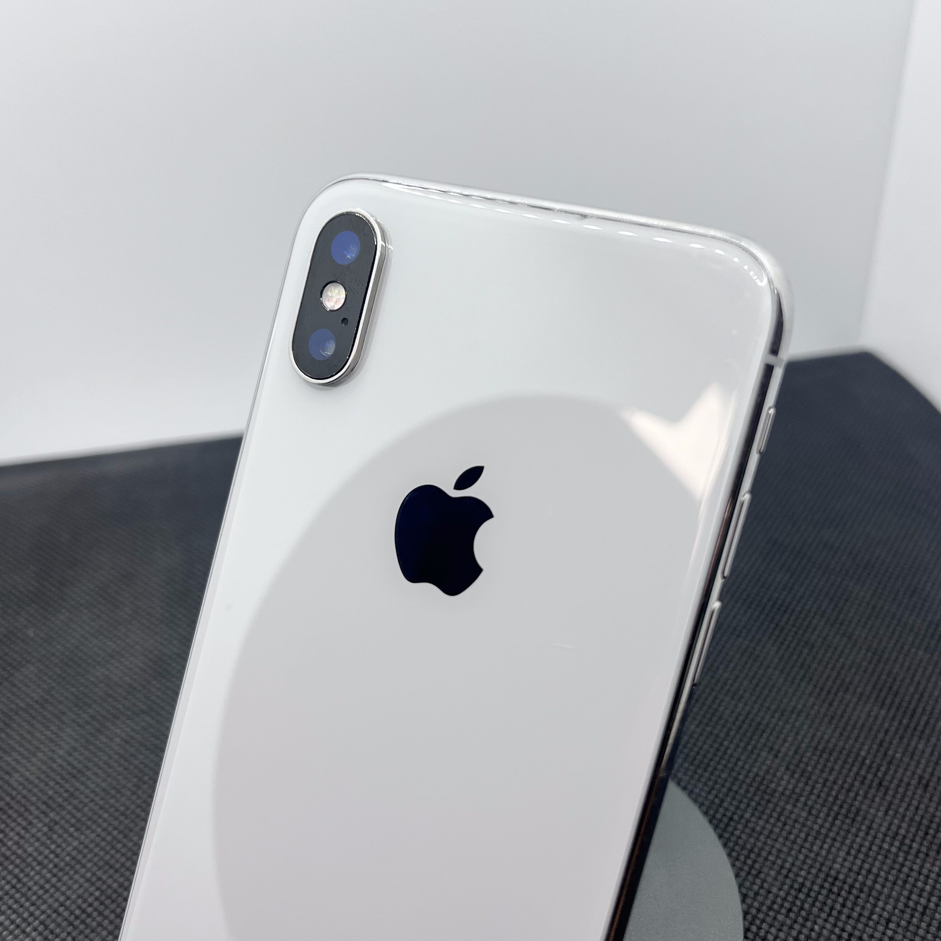 Buy Used Apple iPhone X 64GB Silver (3 Month Warranty) - No Face