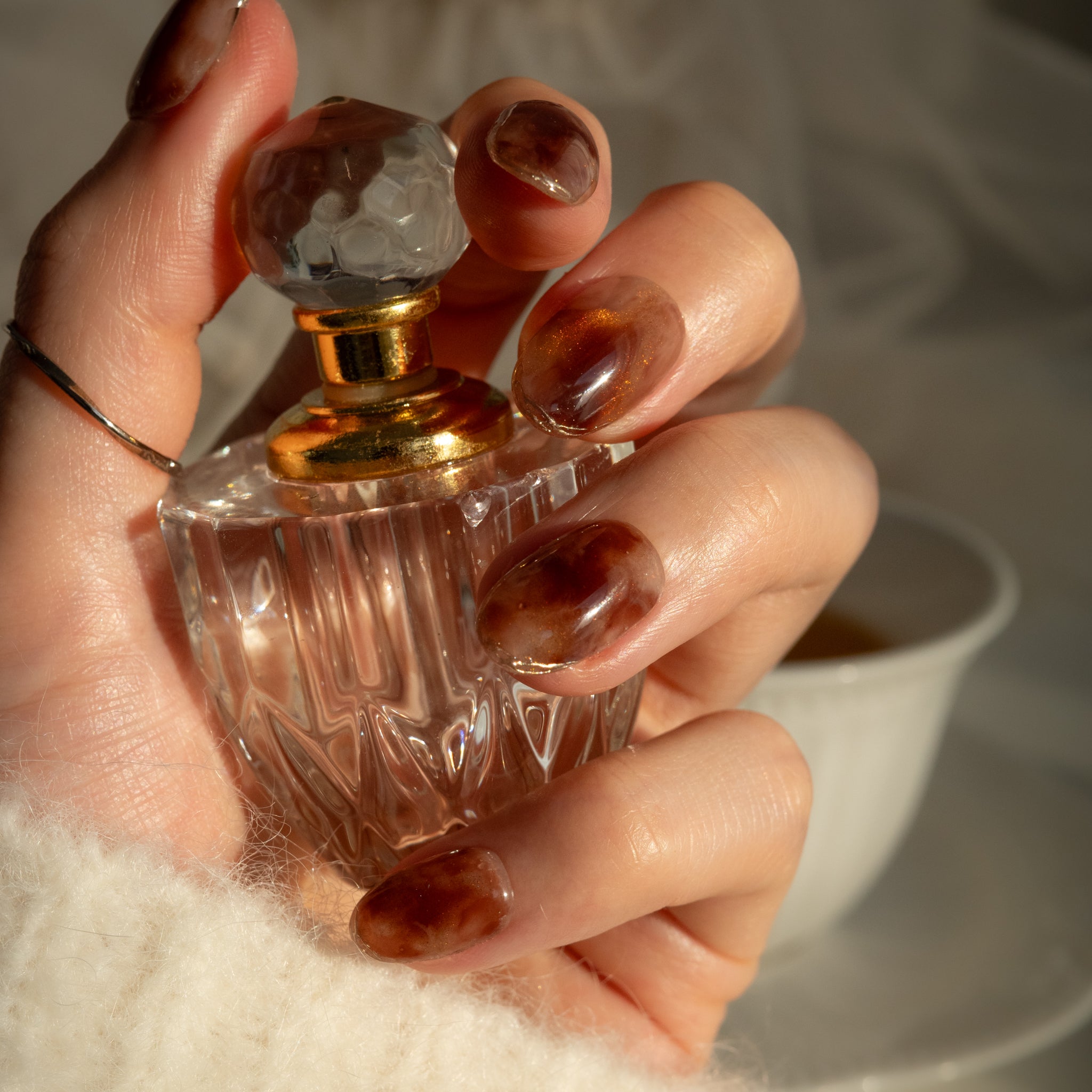 EVERNAIL Cappuccinoオーバル親指ストレート加工 専用粘着剤なし