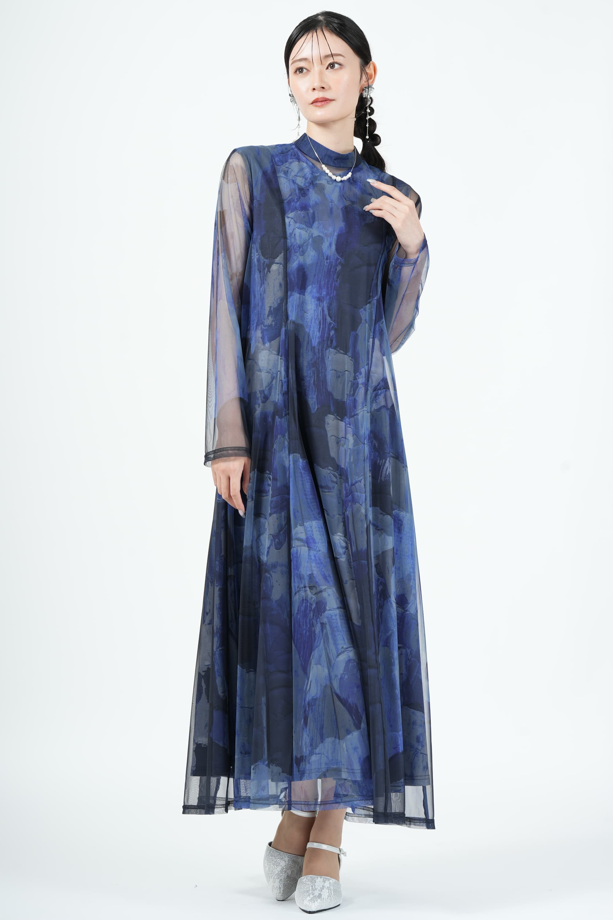 Ameri VINTAGE アート柄ブルードレス (S) をレンタル - 結婚式